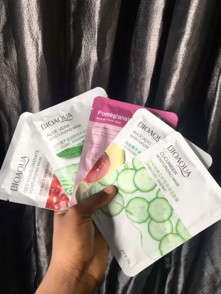 100pcs de masque visage hydratant