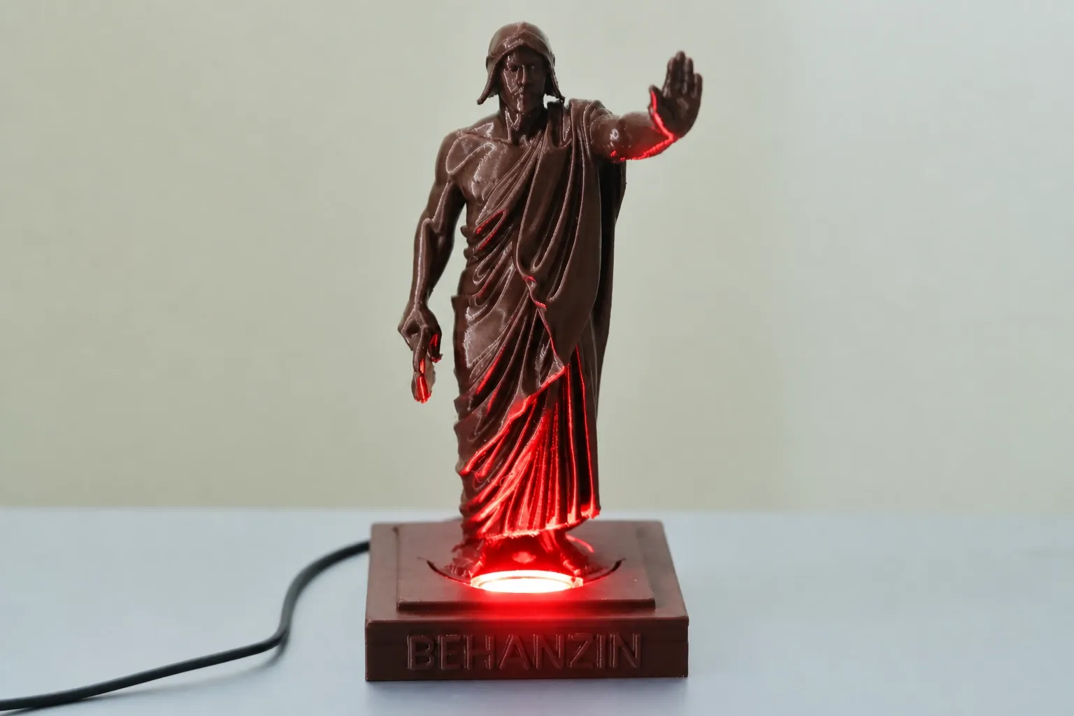 Photo 4 - Figurine Behanzin Édition Lumineuse